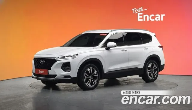 Hyundai Santafe 2019 — photo 1