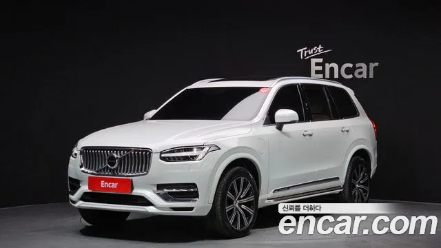 Volvo XC90 2021 — photo 1