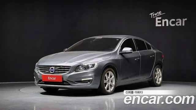 Volvo S60 2016 — photo 1