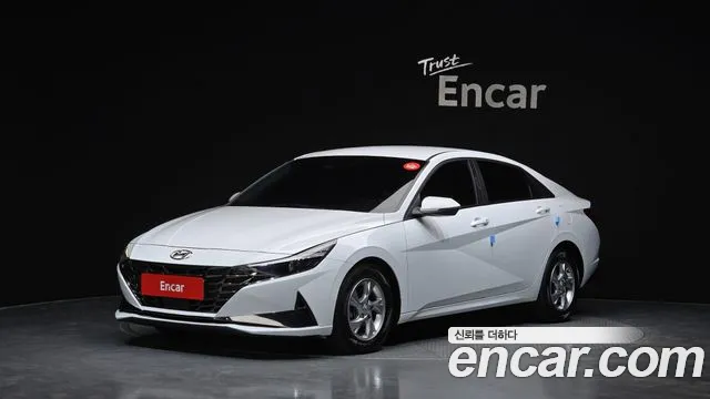 Hyundai AVANTE 2022 — photo 1