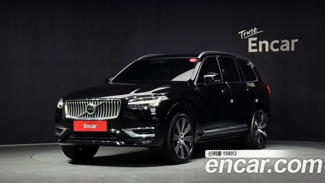 Volvo XC90 2022 — photo 1