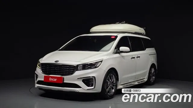 Kia Canival 2019 — photo 1