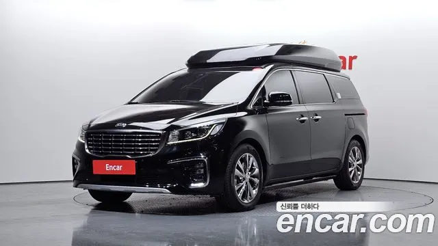 Kia Canival 2020 — photo 1
