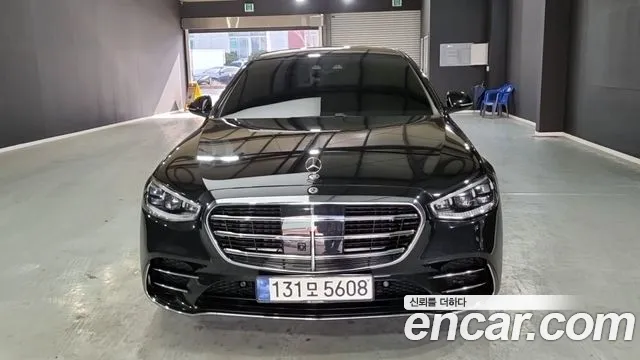 Mercedes-Benz S-Class 2024 — photo 1