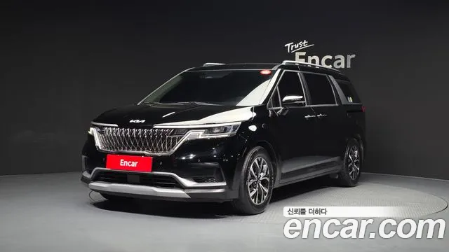 Kia Canival 2022 — photo 1