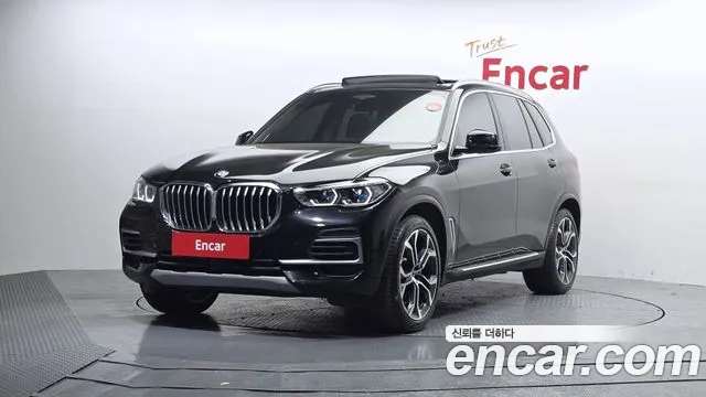 BMW X5 2022 — photo 1