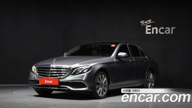 Mercedes-Benz E-Class 2020 — photo 1