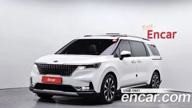 Kia Canival 2021 — photo 1