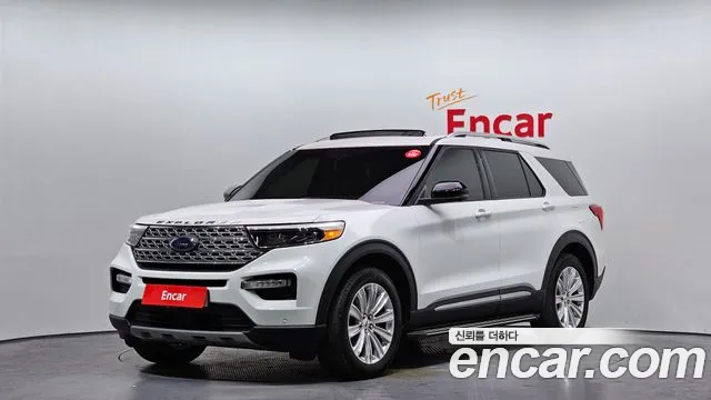 Ford Explorer 2020 — photo 1