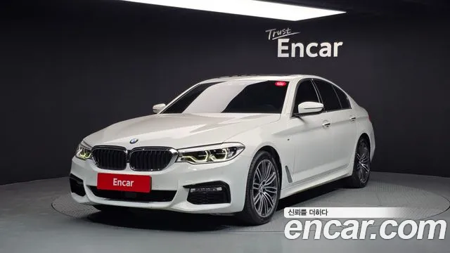 BMW 5-Series 2018 — photo 1