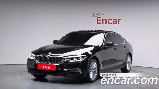 BMW 5-Series 2020 — photo 1
