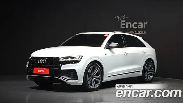 Audi Q8 2023 — photo 1