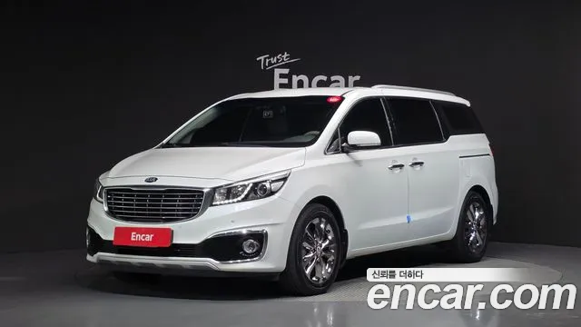 Kia Canival 2018 — photo 1