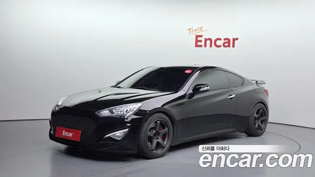 Hyundai Genesis 2012 — photo 1