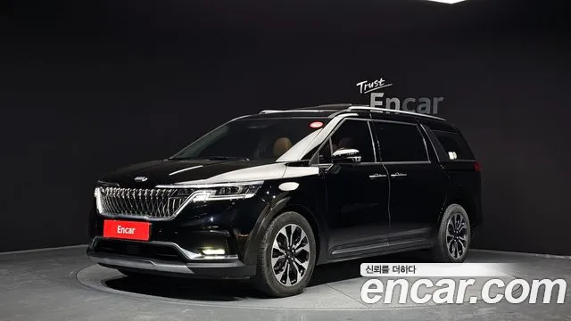 Kia Canival 2021 — photo 1