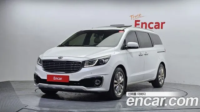 Kia Canival 2015 — photo 1