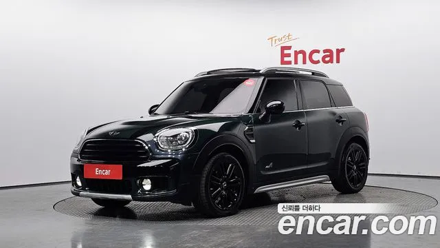Mini Countryman 2018 — photo 1