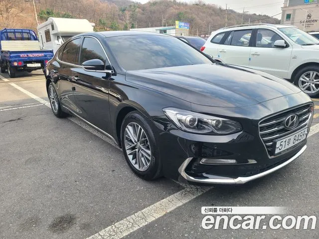 Hyundai Grandeur 2017 — photo 1