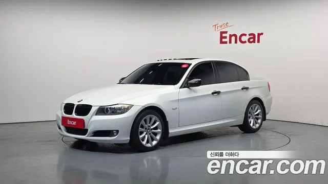BMW 3-Series 2010 — photo 1