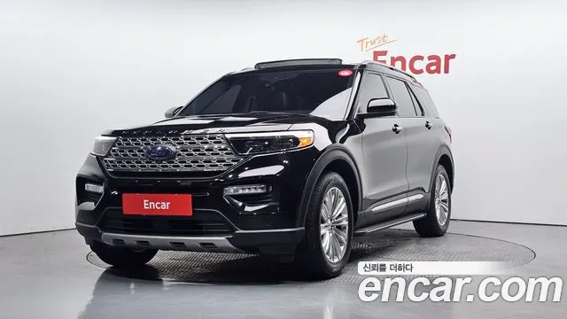 Ford Explorer 2021 — photo 1
