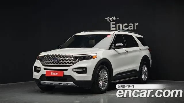 Ford Explorer 2021 — photo 1