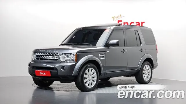 Land Rover Discovery 2013 — photo 1