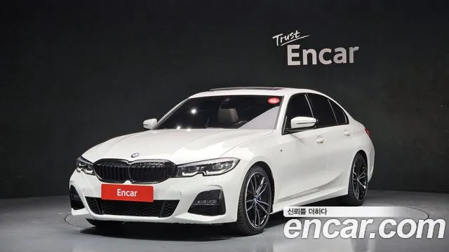 BMW 3-Series 2022 — photo 1