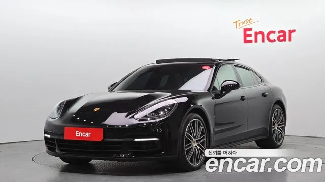 Porsche Panamera 2018 — photo 1