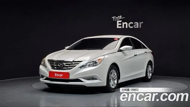 Hyundai Sonata 2011 — photo 1