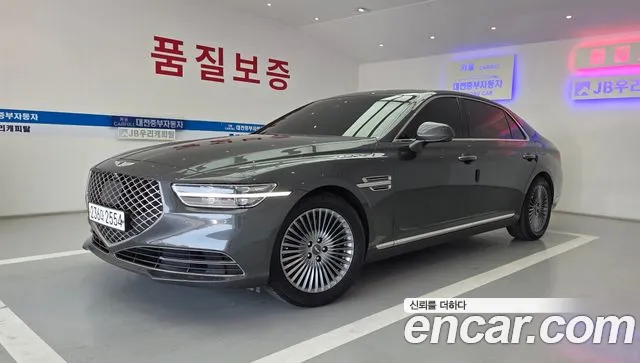 Genesis G90 2019 — photo 1