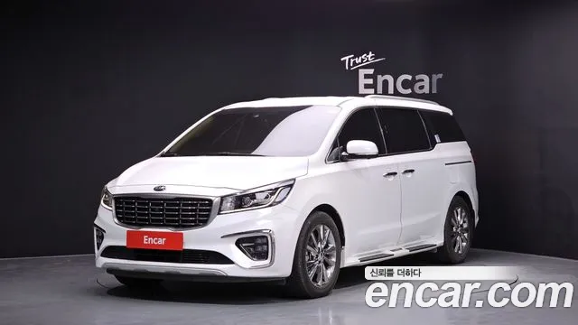 Kia Canival 2019 — photo 1