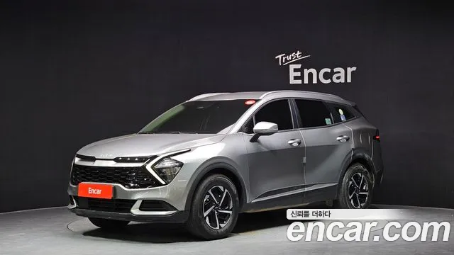 Kia Sportage 2023 — photo 1
