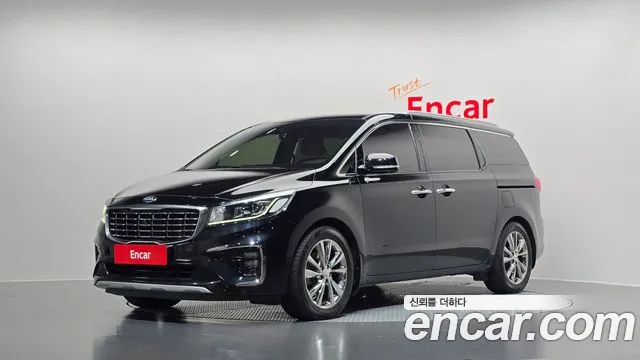 Kia Canival 2020 — photo 1