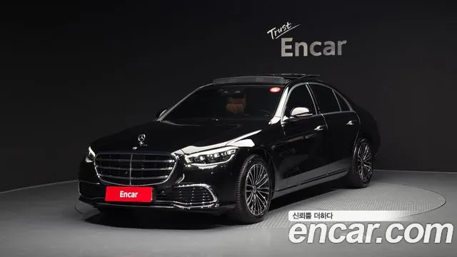Mercedes-Benz S-Class 2025 — photo 1