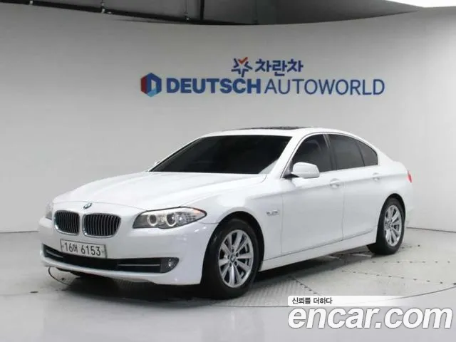 BMW 5-Series 2012 — photo 1