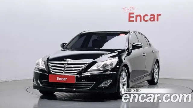 Hyundai Genesis 2013 — photo 1