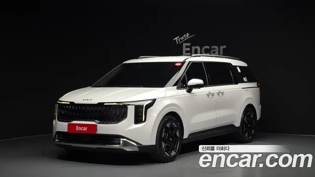 Kia Canival 2024 — photo 1