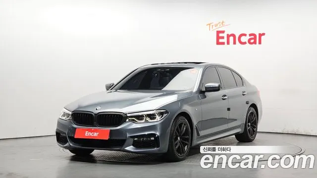 BMW 5-Series 2017 — photo 1