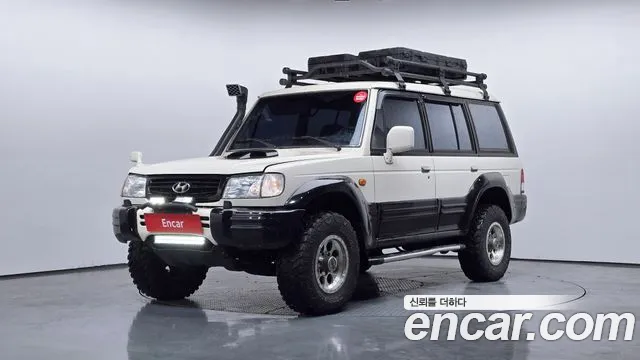 Hyundai Galloper 2000 — photo 1