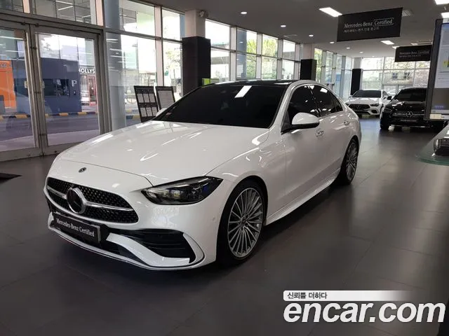 Mercedes-Benz C-Class 2023 — photo 1