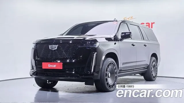 Cadillac Escalade 2024 — photo 1