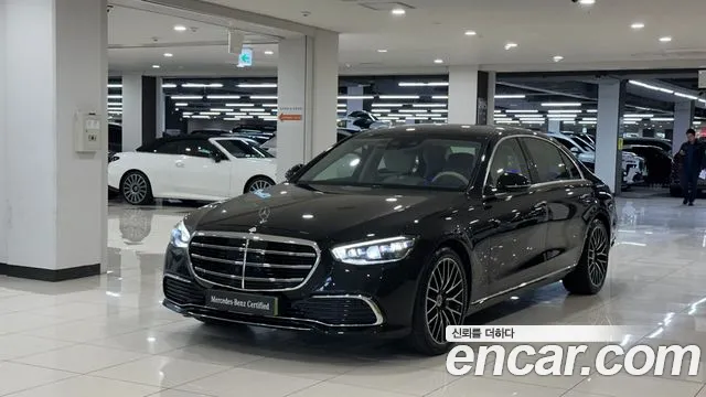 Mercedes-Benz S-Class 2026 — photo 1