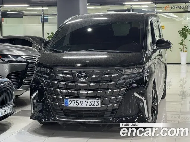 Toyota Alphard 2024 — photo 1