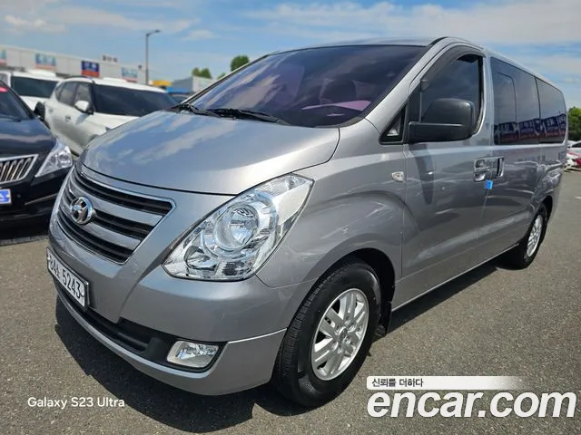 Hyundai Starex 2018 — photo 1