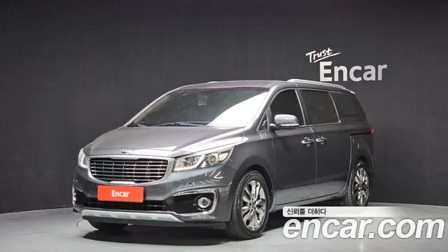 Kia Canival 2015 — photo 1
