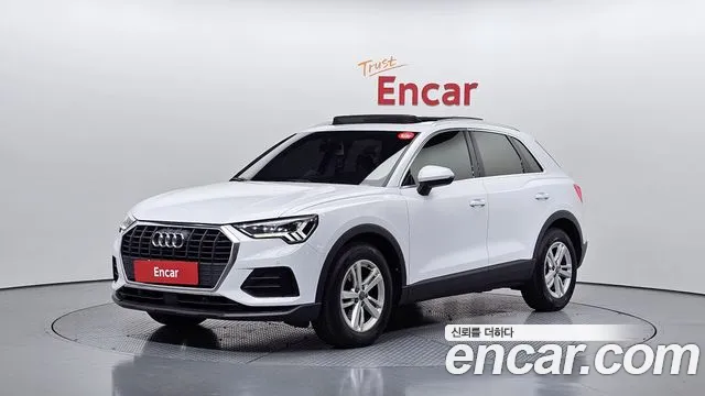 Audi Q3 2020 — photo 1