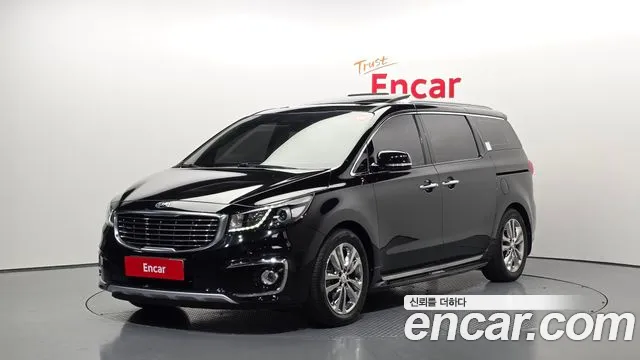 Kia Canival 2017 — photo 1