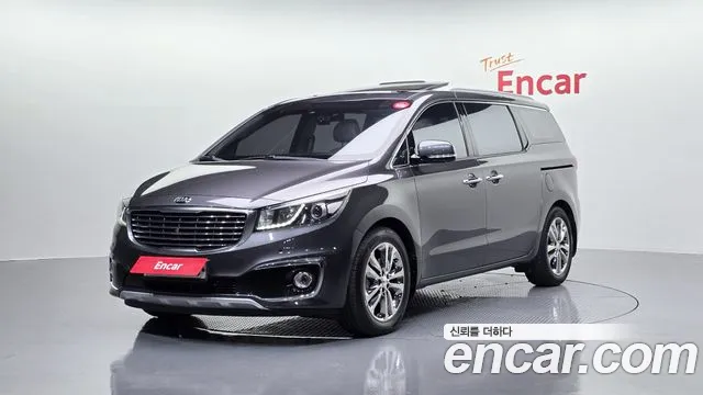 Kia Canival 2018 — photo 1