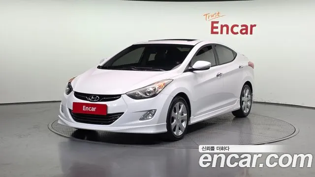 Hyundai AVANTE 2012 — photo 1