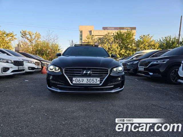 Hyundai Grandeur 2018 — photo 1